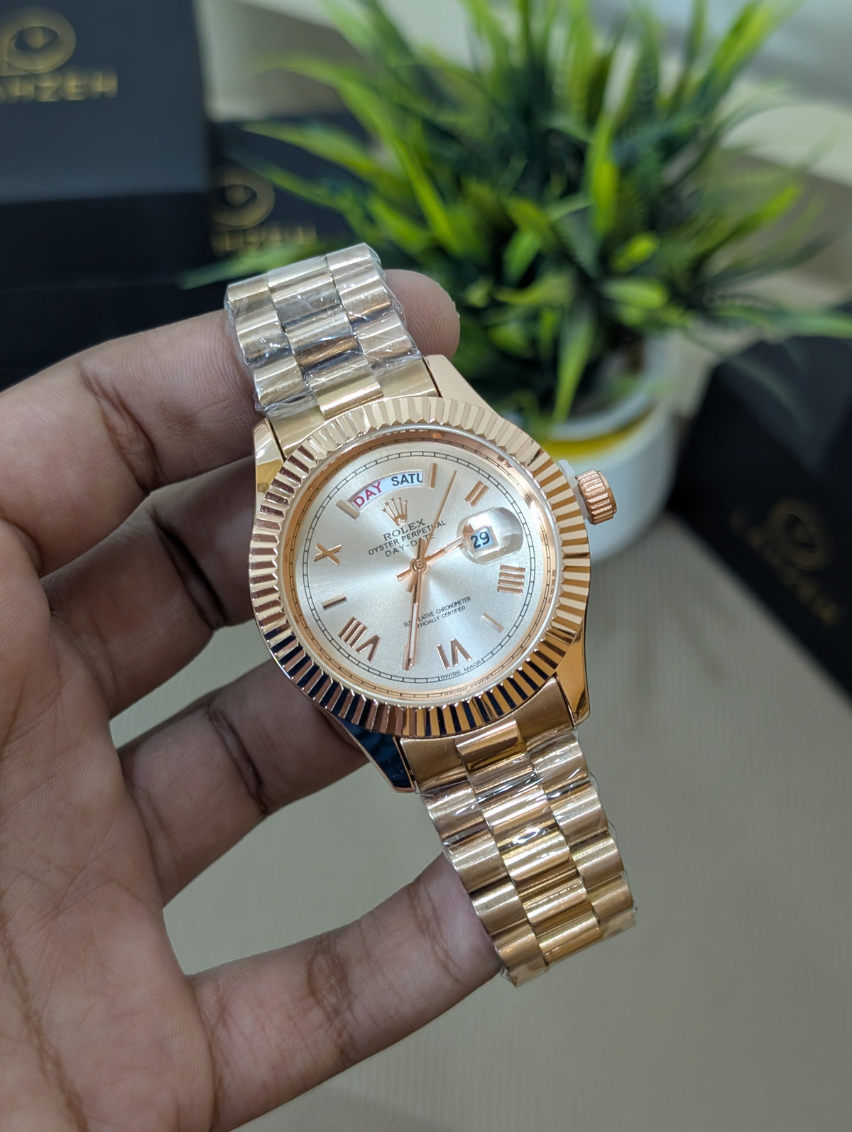 Lahzeh Ridge Day & Date Rose Gold