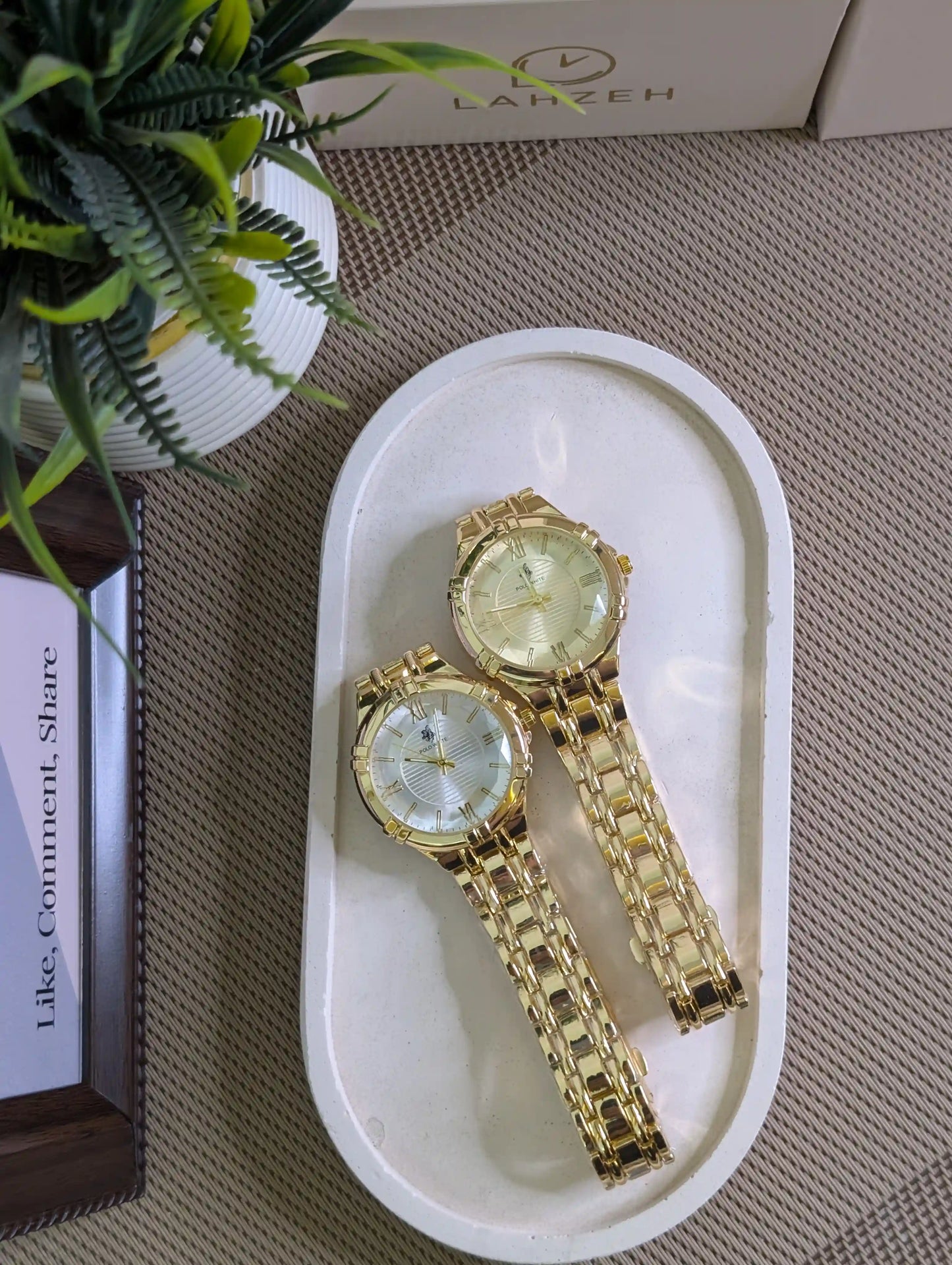 Polowhite Ridged Design Gold