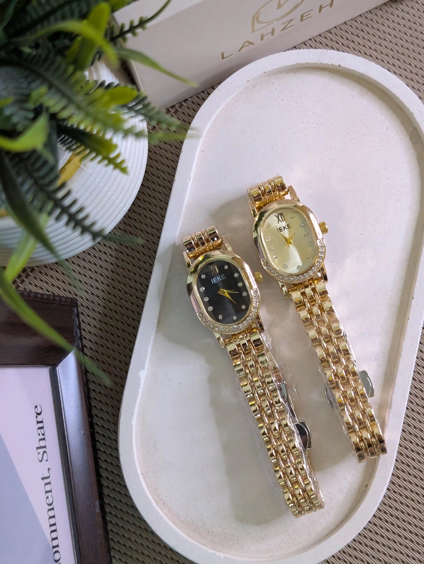Ieke Oval Gold