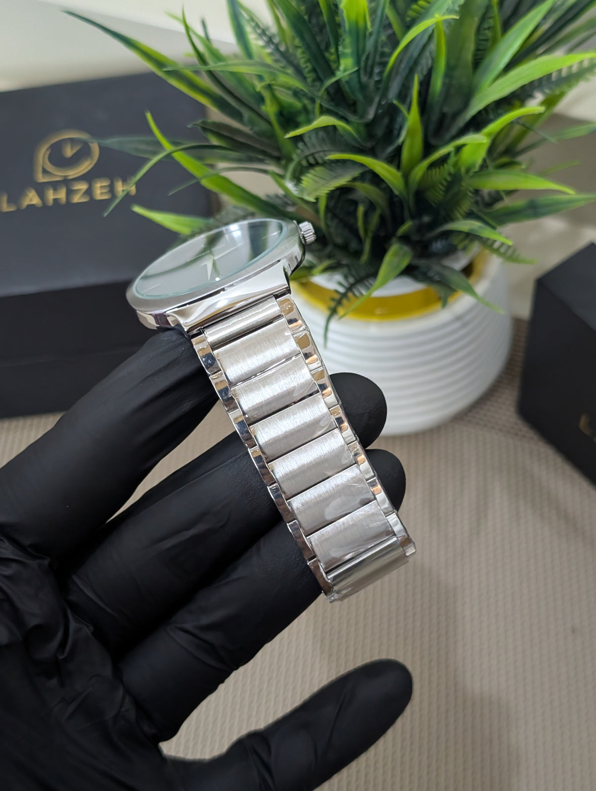 Lahzeh Neo Chain