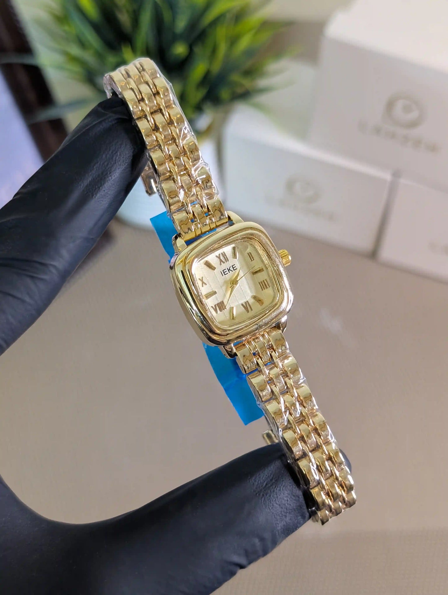 IEKE Square Dial Gold