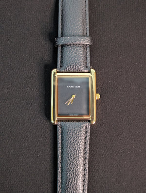 Cart-ier Tank Gold Minimalistic Marker-Less Dial Pebble Strap