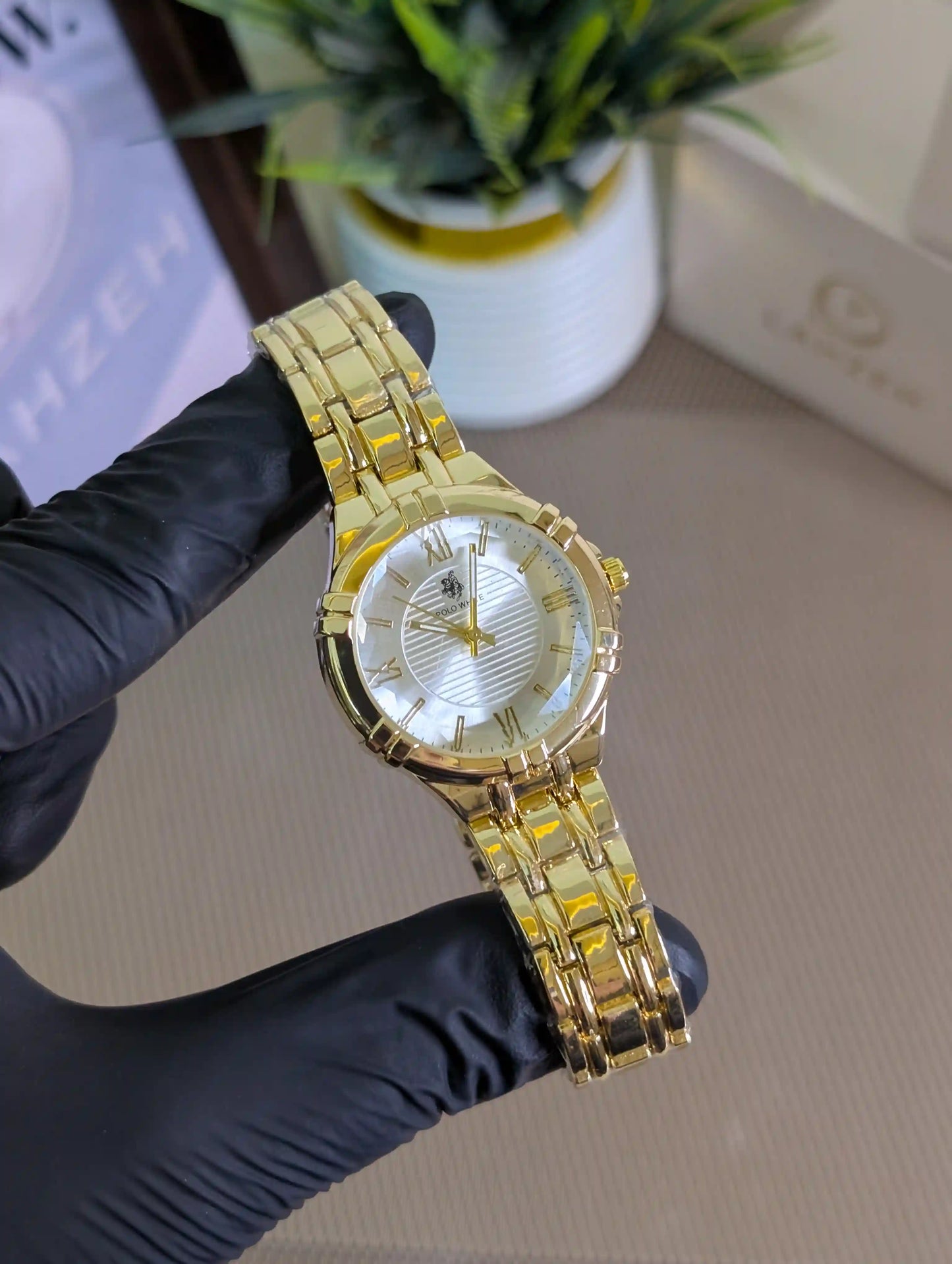 Polowhite Ridged Design Gold