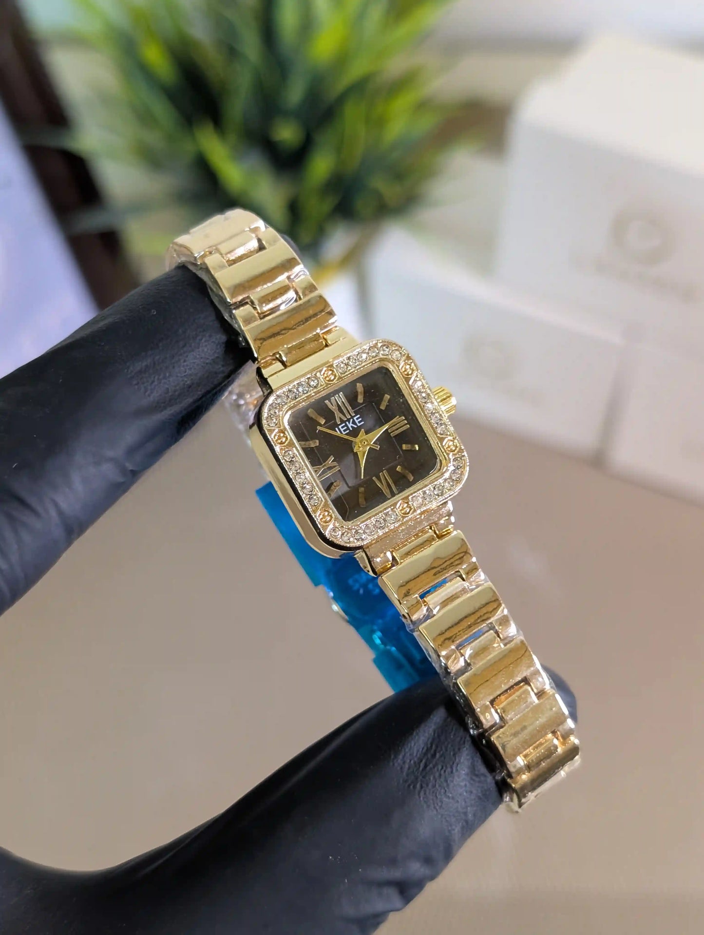 IEKE Square Dial Gold
